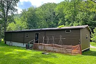 1389 Middle Fork Rd, Millstone, WV 25261 - Photo 11