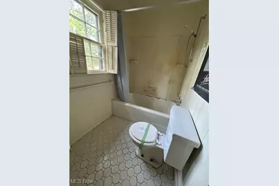 175 Curtis Drive, Avon Lake, OH 44012 - Photo 33