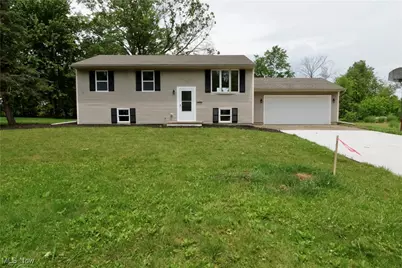 1273 Spruce Tree Lane, Amherst, OH 44001 - Photo 1