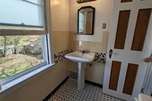 18707 Shawnee Ave, Loveland, OH 44119 - Photo 3