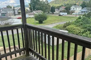 306 4th St, Yorkville, OH 43971 - Photo 31