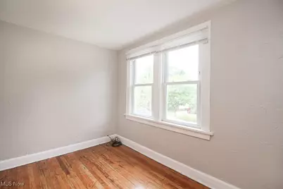 967 Pembrook Road, Cleveland Heights, OH 44121 - Photo 15