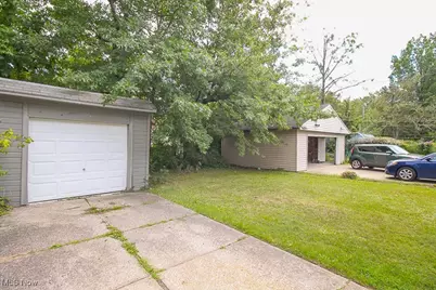 967 Pembrook Road, Cleveland Heights, OH 44121 - Photo 3