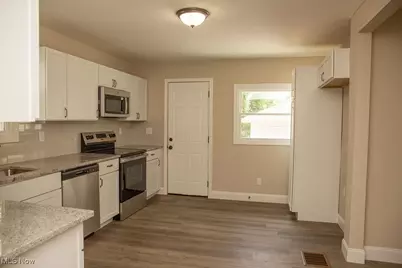 414 Liberty Street, Painesville, OH 44077 - Photo 9
