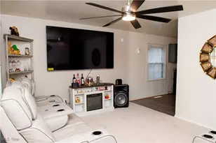 1863 Deerfield Ave SW, Warren, OH 44485 - Photo 3