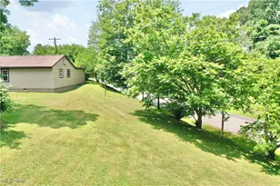 33 Knight Ln, Big Bend, WV 26136 - Photo 9
