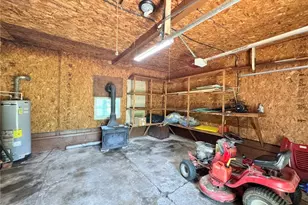 33 Knight Ln, Big Bend, WV 26136 - Photo 35