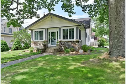 891 Park Avenue, Amherst, OH 44001 - Photo 1