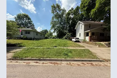 1874 Adelaide Boulevard, Akron, OH 44305 - Photo 1