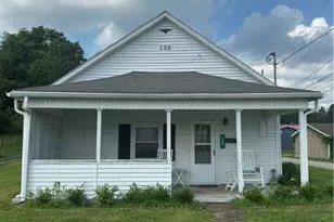 208 Center St, Woodsfield, OH 43793 - Photo 9