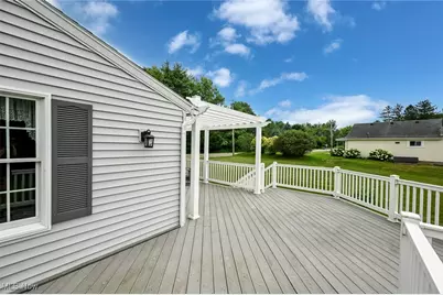 7060 Manchester Road, New Franklin, OH 44614 - Photo 5