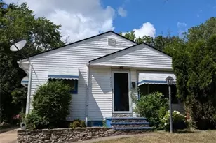 17005 Lipton Ave, Loveland, OH 44128 - Photo 13