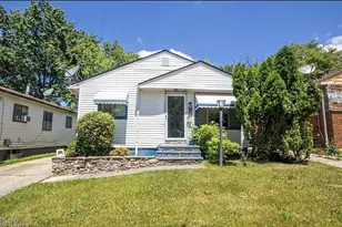 17005 Lipton Ave, Loveland, OH 44128 - Photo 3