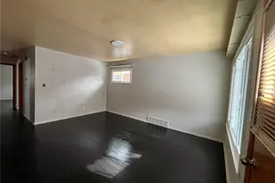 17005 Lipton Ave, Loveland, OH 44128 - Photo 9