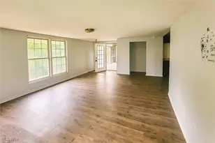 56612 McGee Rd, Shadyside, OH 43947 - Photo 7