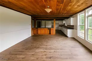 56612 McGee Rd, Shadyside, OH 43947 - Photo 13