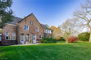 27 Garfield Ln, Bratenahl, OH 44108 - Photo 5