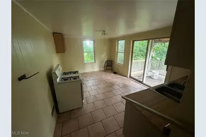 1069 Mershon Lane, Zanesville, OH 43701 - Photo 3