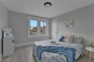 533 12th St, Campbell, OH 44405 - Photo 37