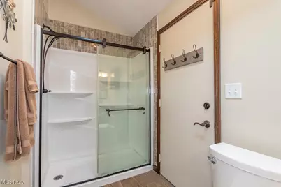 33091 Lake Shore Boulevard, Eastlake, OH 44095 - Photo 25