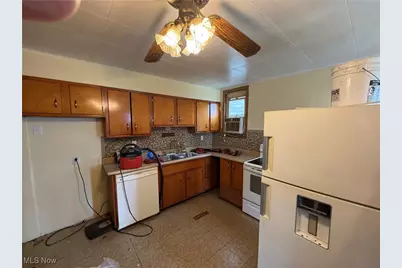 224 Shamrock Avenue, Mingo Junction, OH 43938 - Photo 3