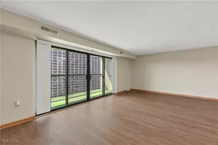 12550 Lake Ave, Oakwood, OH 44107 - Photo 5