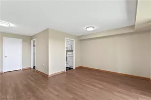 12550 Lake Ave, Oakwood, OH 44107 - Photo 11