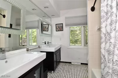 30700 Ainsworth Drive, Loveland, OH 44124 - Photo 27