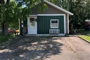 108 Oaklawn Ave, Woodsfield, OH 43793 - Photo 7