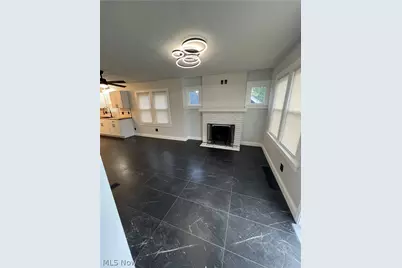 17005 Mapleboro Avenue, Maple Heights, OH 44137 - Photo 25