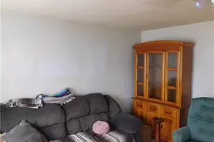 30051 Regent Rd, Wickliffe, OH 44092 - Photo 3