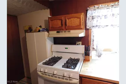 30051 Regent Road, Wickliffe, OH 44092 - Photo 5