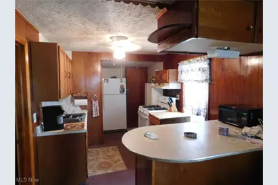 30051 Regent Road, Wickliffe, OH 44092 - Photo 7