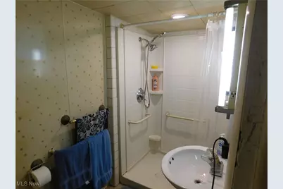 30051 Regent Road, Wickliffe, OH 44092 - Photo 11