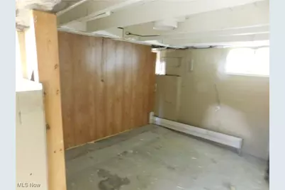 30051 Regent Road, Wickliffe, OH 44092 - Photo 15