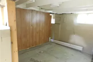 30051 Regent Rd, Wickliffe, OH 44092 - Photo 15