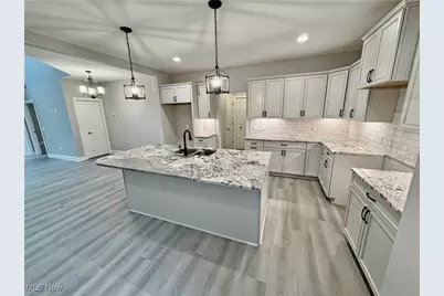 32054 Tuscan Lane #L-2, Avon Lake, OH 44012 - Photo 3