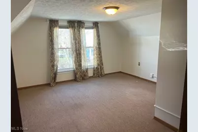 104 S Sugar Street, St Clairsville, OH 43950 - Photo 9