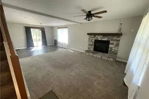 324 Central St, Hopedale, OH 43976 - Photo 5