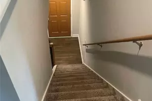 324 Central St, Hopedale, OH 43976 - Photo 7