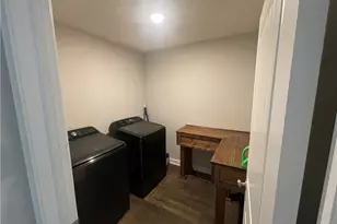 324 Central St, Hopedale, OH 43976 - Photo 19