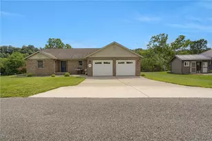 45330 Maple View Cir, Caldwell, OH 43724 - Photo 33