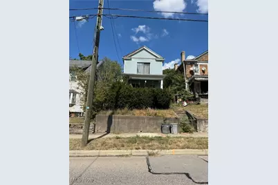 866 Main Street, Bridgeport, OH 43912 - Photo 1