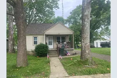 429 Gobel Avenue NE, Canton, OH 44704 - Photo 1