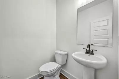 9055 Ledge View Terrace, Grandview Heights, OH 44147 - Photo 15