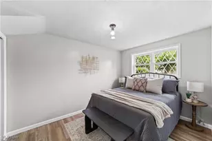 7686 Pinehurst Dr, Mentor on the Lake, OH 44060 - Photo 5