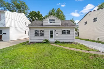 7686 Pinehurst Drive, Mentor on the Lake, OH 44060 - Photo 1