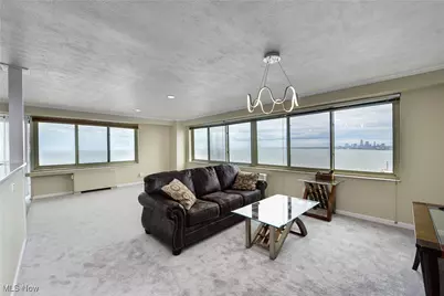 12520 Edgewater Drive #1506, Oakwood, OH 44107 - Photo 5