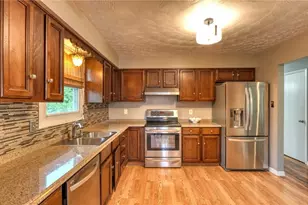 100 Linvale Dr, Norwich, OH 43767 - Photo 9