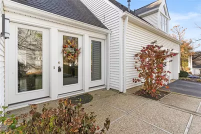 985 Goldenrod Trail, Aurora, OH 44202 - Photo 3